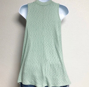 Mint Sweet Treat Top